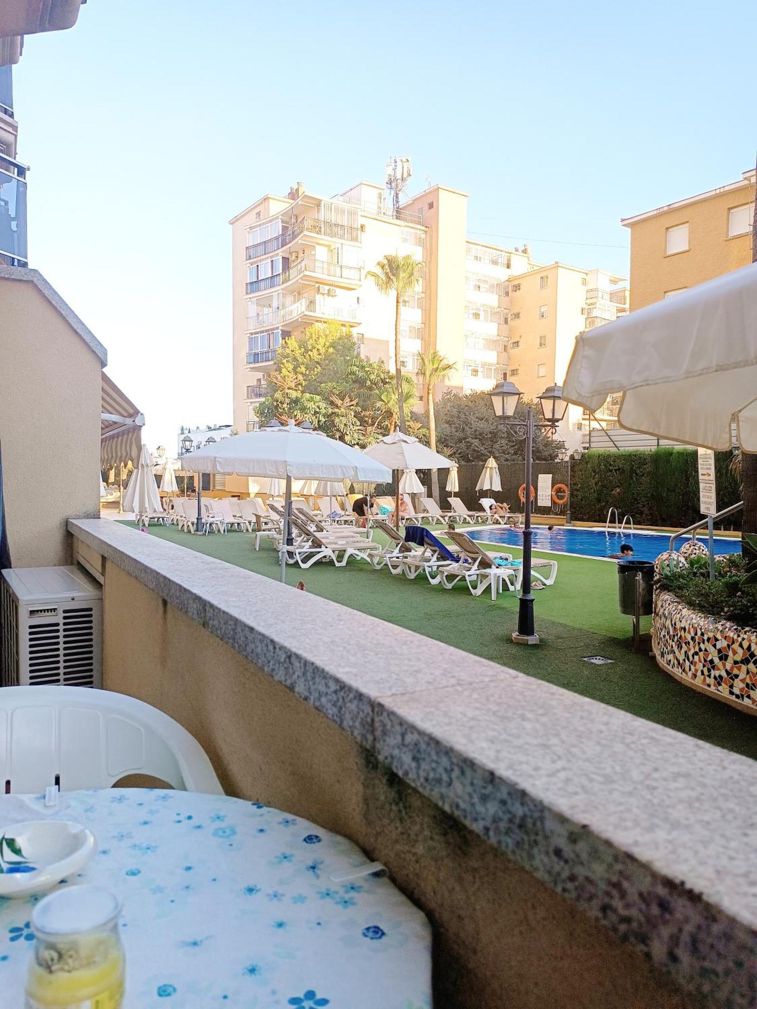 Fuengirola Apartamento Vacacional Mediterraneo Real Exterior foto